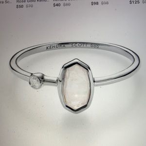 Chastain Ring 14K white gold in rainbow moonstone